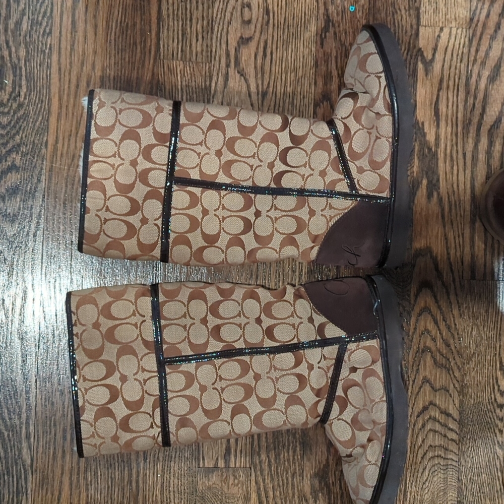 Coach Fur Boots